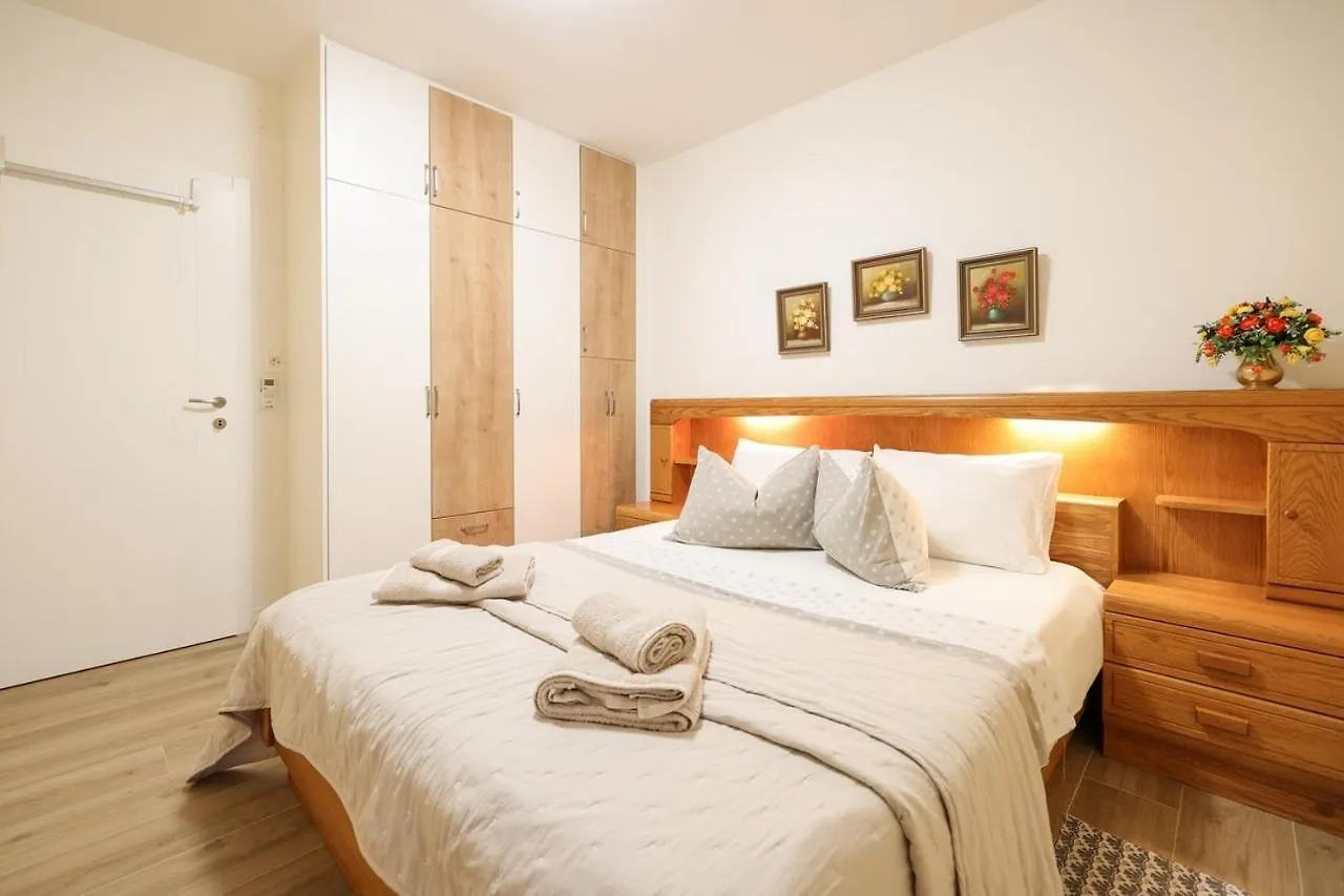 Luxury Villa With A Swimming Pool Poljica, Zadar - 22070 Vrsi 0*,  Croatia
